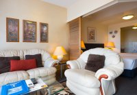 Broadbeach Savannah 15