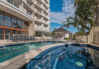 Broadbeach Savannah 7
